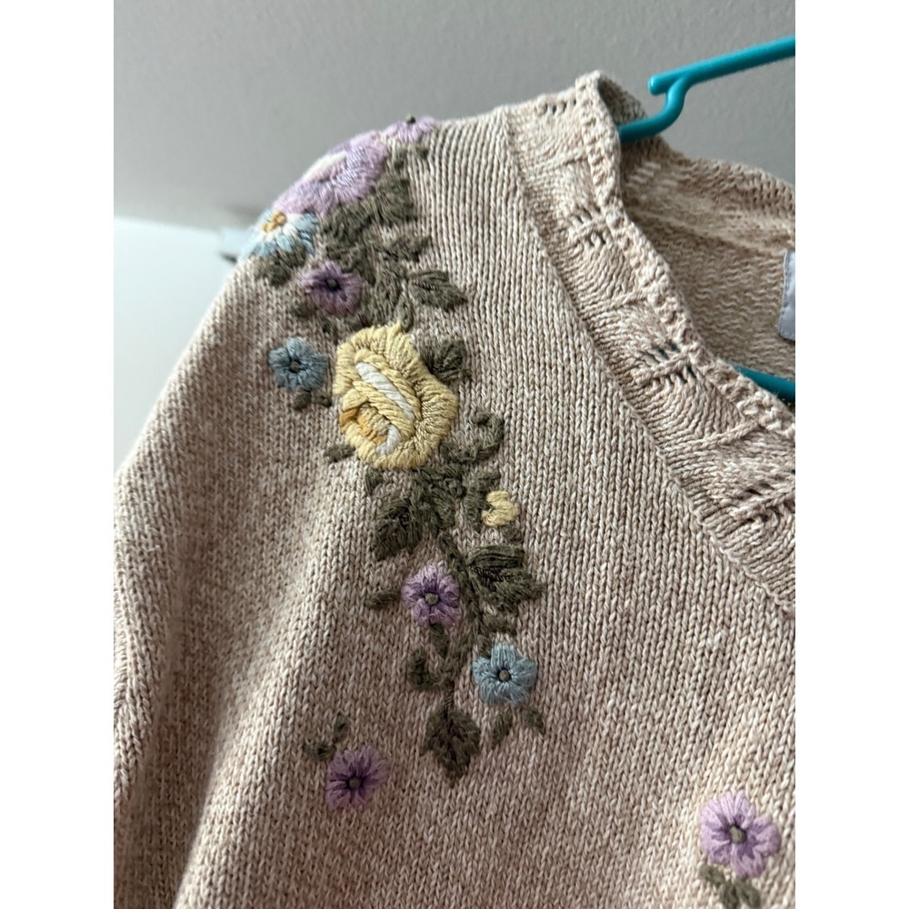 Jantzen Classics VTG Hand Embroidered Floral Sweater Beige V-Neck Cottagecore L - Picture 5 of 7